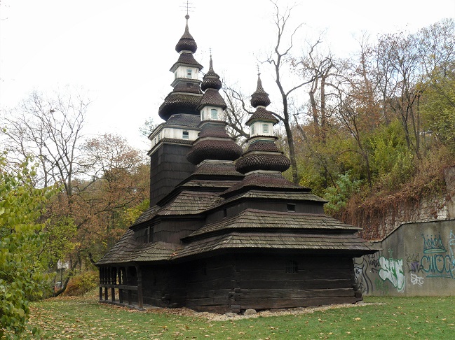Karpatský chrám sv. archanděla Michaela shořel na státní svátek 28. 10. 2020